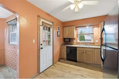 901 Wellesley Ave, Ross Twp, PA 15202 - Photo 8