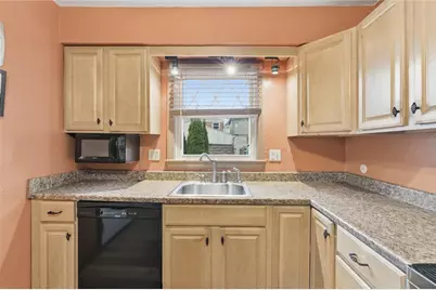 901 Wellesley Ave, Ross Twp, PA 15202 - Photo 10