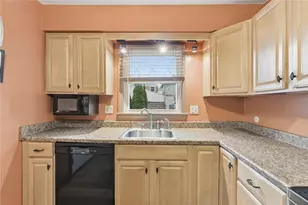 901 Wellesley Ave, Ross Twp, PA 15202 - Photo 10