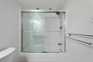 955 Vista Glen Dr, Bethel Park, PA 15102 - Photo 8