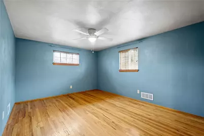 955 Vista Glen Dr, Bethel Park, PA 15102 - Photo 20