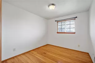 955 Vista Glen Dr, Bethel Park, PA 15102 - Photo 26