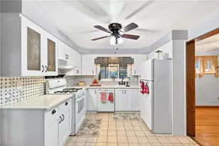 436 Spring Valley Rd, West Mifflin, PA 15122 - Photo 12