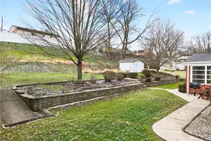 608 Cararra Dr, Pittsburgh, PA 15101 - Photo 36