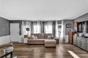 210 Meadow Ln, Murrysville, PA 15668 - Photo 6