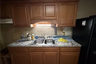 1021 Valonia St, Elliott, PA 15220 - Photo 10