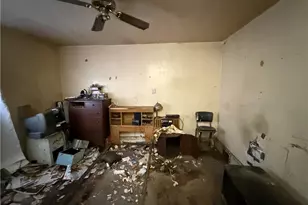 1021 Valonia St, Elliott, PA 15220 - Photo 20