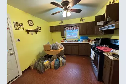 1323 Lincoln Way, White Oak, PA 15131 - Photo 6