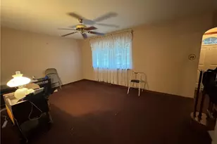 1323 Lincoln Way, White Oak, PA 15131 - Photo 12