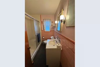 1323 Lincoln Way, White Oak, PA 15131 - Photo 10