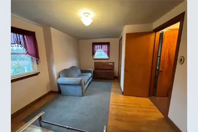 1323 Lincoln Way, White Oak, PA 15131 - Photo 18