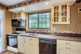 111 E Bruceton Rd, Pittsburgh, PA 15236 - Photo 24