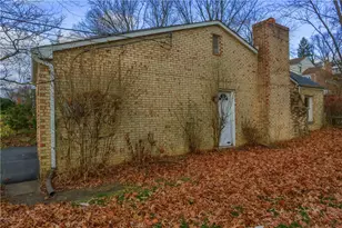 1273 Greystone Dr, Pittsburgh, PA 15241 - Photo 12