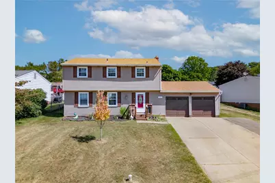 660 Surfside Dr, Pittsburgh, PA 15239 - Photo 6