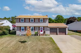 660 Surfside Dr, Pittsburgh, PA 15239 - Photo 6