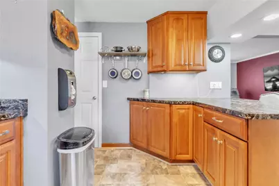 660 Surfside Dr, Pittsburgh, PA 15239 - Photo 18