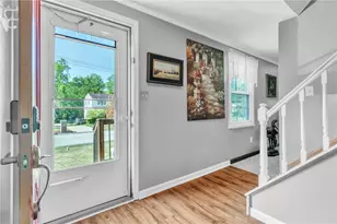 660 Surfside Dr, Pittsburgh, PA 15239 - Photo 8