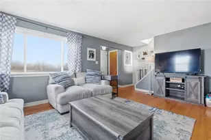 1024 Garden Pl, Pittsburgh, PA 15116 - Photo 8