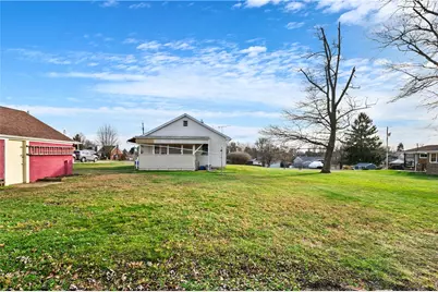 1212 Covert St, Hopewell Township, PA 15001 - Photo 22