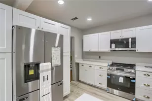 419 Maytide St, Pittsburgh, PA 15227 - Photo 24