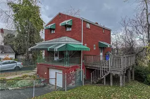 939 Delevan St, Pittsburgh, PA 15217 - Photo 2