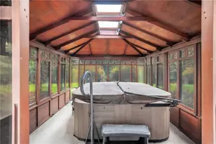 2133 Legran Dr, Hampton, PA 15044 - Photo 10