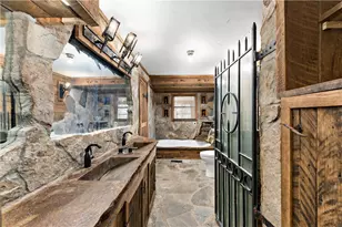 2011 Riverview Dr, Jefferson Hills, PA 15332 - Photo 12