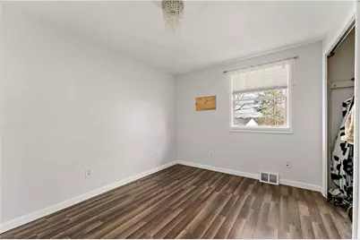 2011 Riverview Dr, Jefferson Hills, PA 15332 - Photo 22