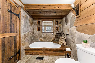 2011 Riverview Dr, Jefferson Hills, PA 15332 - Photo 14