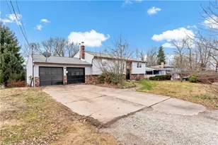 2011 Riverview Dr, Jefferson Hills, PA 15332 - Photo 36