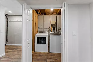 2011 Riverview Dr, Jefferson Hills, PA 15332 - Photo 28