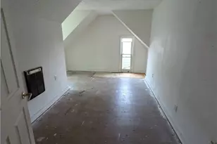 709-711 Fruit Way, McKees Rocks, PA 15136 - Photo 12