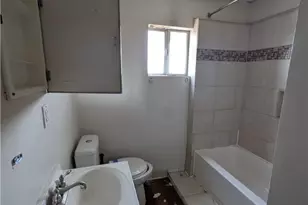 709-711 Fruit Way, McKees Rocks, PA 15136 - Photo 14