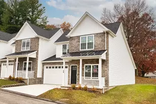 201 Willow Ln, Chippewa Township, PA 15010 - Photo 2