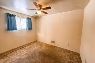 712 Shadyside Dr, West Mifflin, PA 15122 - Photo 12