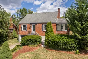 2678 Glenny Ln, West Mifflin, PA 15122 - Photo 2