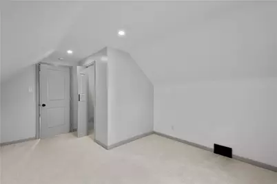 2678 Glenny Ln, West Mifflin, PA 15122 - Photo 26