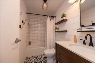 204 Clearbrook Ct, Cranberry Township, PA 16066 - Photo 18