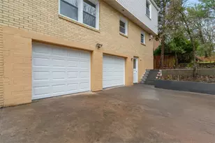 176 Colonial Village Dr, Pittsburgh, PA 15235 - Photo 36