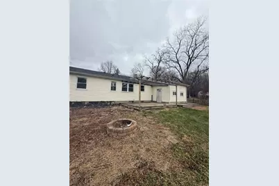 4450 Morefield Rd, Hermitage, PA 16148 - Photo 4