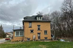 1013 W Washington St, New Castle, PA 16101 - Photo 4