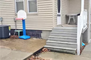 715 Scott Ave, Jeannette, PA 15644 - Photo 20