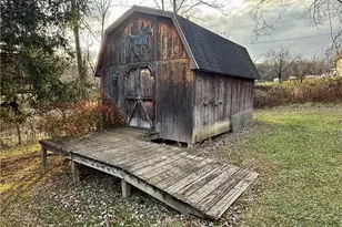 233 Huntingdon Rd, South Huntington, PA 15679 - Photo 6