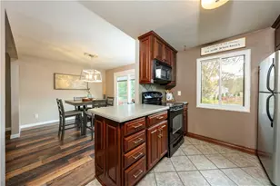 137 Parkwood Dr, Cranberry Township, PA 16066 - Photo 12