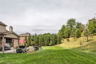 110 Merlin Dr, Peters Township, PA 15317 - Photo 6