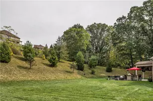 110 Merlin Dr, Peters Township, PA 15317 - Photo 10