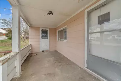 2073 Warren Ave, North Huntingdon, PA 15642 - Photo 2