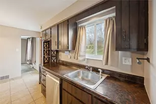 92 Skyvue Dr, Pittsburgh, PA 15234 - Photo 14