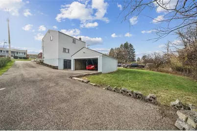 926 Derby Ln, North Versailles, PA 15137 - Photo 32