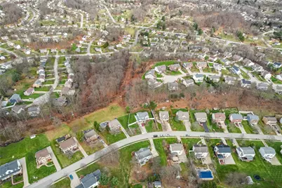 144 Stonewood Dr, Bethel Park, PA 15102 - Photo 32